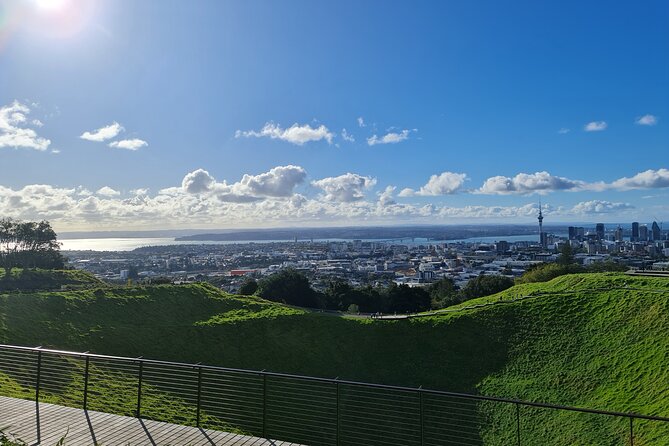 2025 Award Winning: Auckland City Highlights Half Day Tour - Holy Trinity Cathedral and Auckland’s Pacific-Gothic character