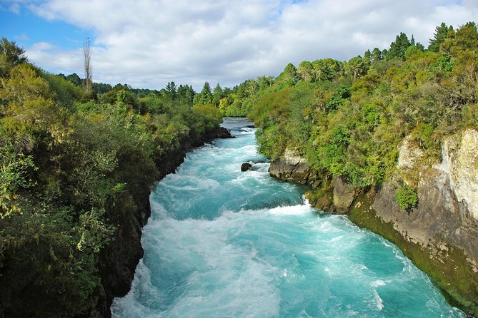 3-Day Hobbiton, Rotorua, Whakarewarewa, and Waitomo Tour - Is $915.35 a fair price?