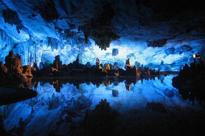 7 - Day North to South Island Grand Tour - Auckland to Queenstown - A fast route through New Zealand’s best-known sights