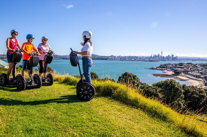 An Hour long Taste of the Segway Sensation and Sightseeing fun - Who gets the most from this short ride