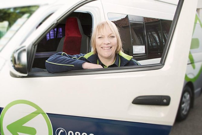 Arrival Transfer: Auckland Airport to Auckland Central City Centre - Hotel drop-off in Auckland City Centre