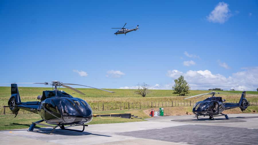 Auckland: 20min Helicopter scenic flight - City & Volcanoes - From Albany to Auckland’s skyline in 20 minutes