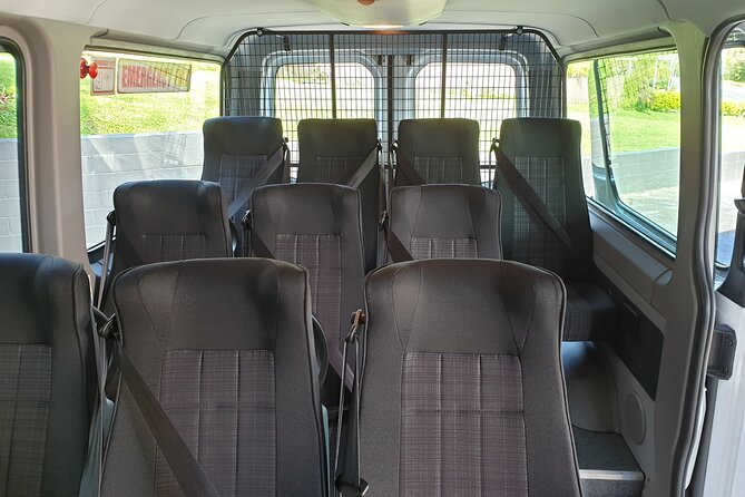 Auckland Airport Private Transfers in a Luxury Minibus - Price, group size, and real value
