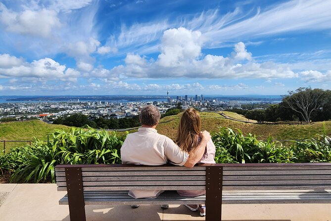 Auckland Best Top 5 Spots Half day Tour - Mount Eden for Auckland’s widest view