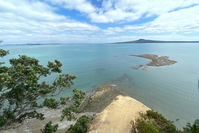 Auckland City and West Coast Full Day Tour - Parnell, the Harbour Bridge, and Rangitoto Views
