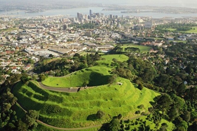 Auckland City Highlights Private Tour - Parnell and Newmarket to finish the city picture