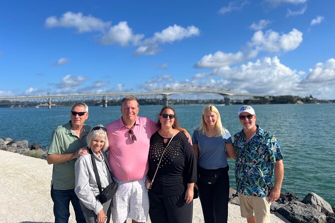 Auckland City Top Spots Half Day Tour(Small Group Tour) - Mount Eden and Auckland’s volcanic shape