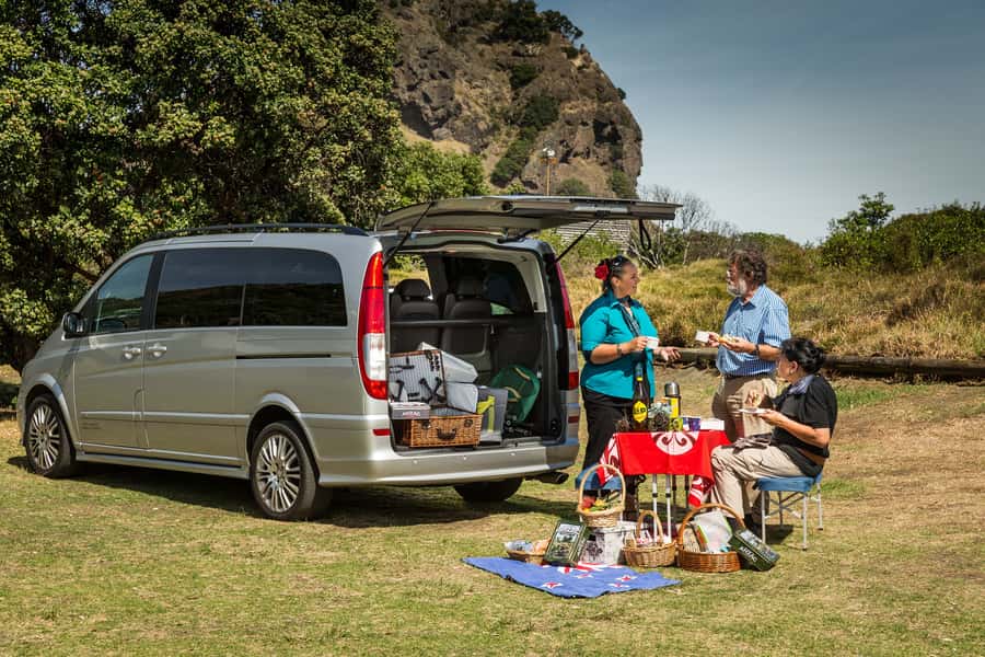 Auckland City & West Coast Luxury Tour - What the Long Day Feels Like