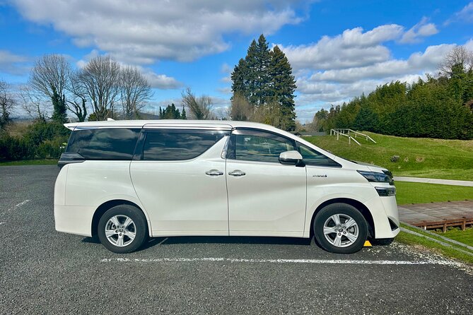 Auckland Downtown Hotel Transfers to/from Cruise Ship in Minivan - The Driver Experience