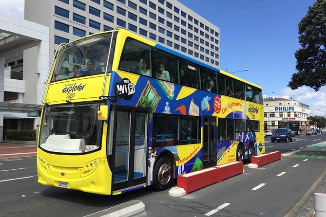Auckland Explorer: Sightseeing Hop-on Hop-off Tour - Bastion Point and the best open views