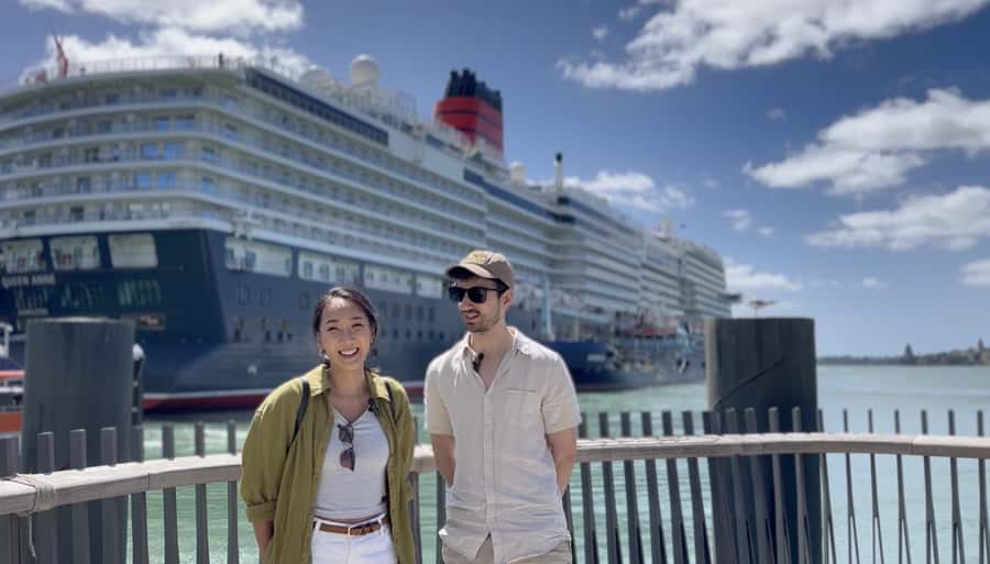 Auckland: GoGuided Auckland City Tour - Westhaven and the harbor views