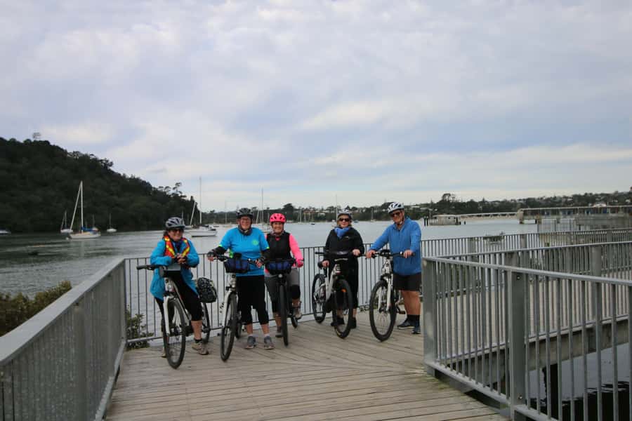 Auckland Half-Day Ebike Tour Excursion - The Opunuku Stream cycleway and older western suburbs