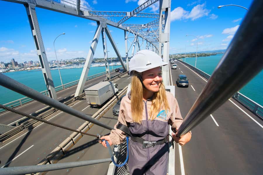 Auckland Harbor Bridge: Bridge Climb - Why climbing Auckland Harbour Bridge feels different