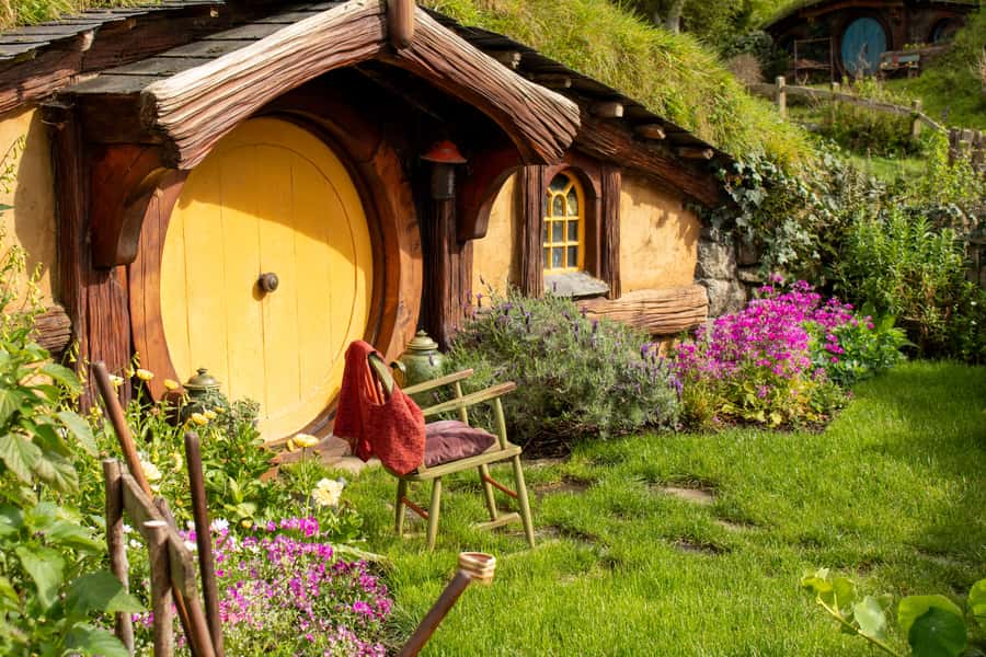 Auckland: Hobbiton, Rotorua and Wai-O-Tapu Day Tour - Should you book it?