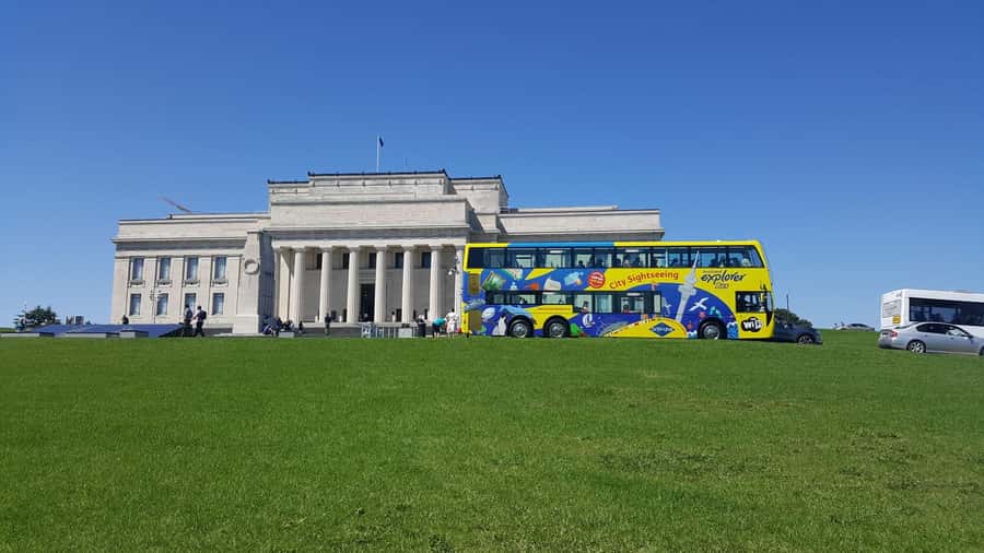 Auckland: Hop-On Hop-Off Explorer Bus Ticket - Riding the Red Inner Tour year round