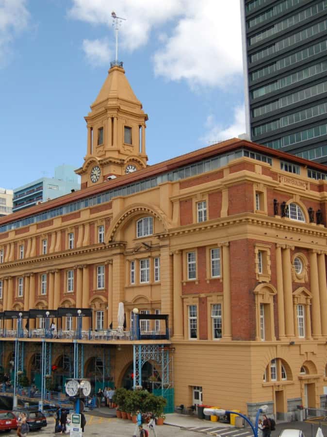 Auckland: Private Walking Tour with a Local - Who should book this Auckland walk?
