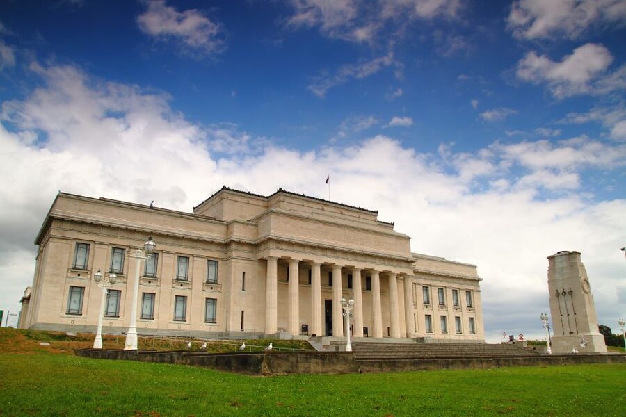 Auckland Scenic Half-Day City Sightseeing Tour - Auckland Domain and the route toward the beaches