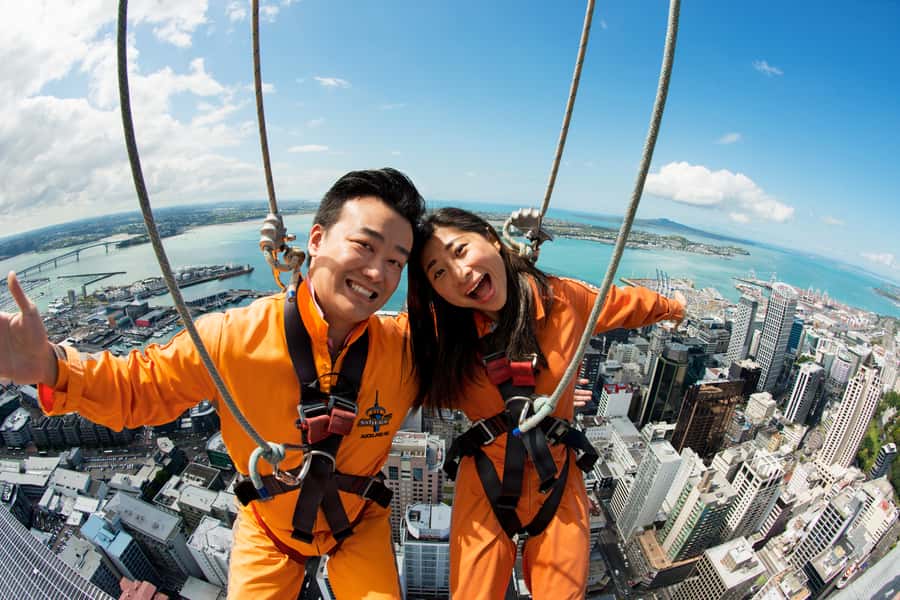 Auckland: Sky Tower SkyWalk - 192m High Edge Walk - Walking Auckland’s Sky Tower edge at 192m