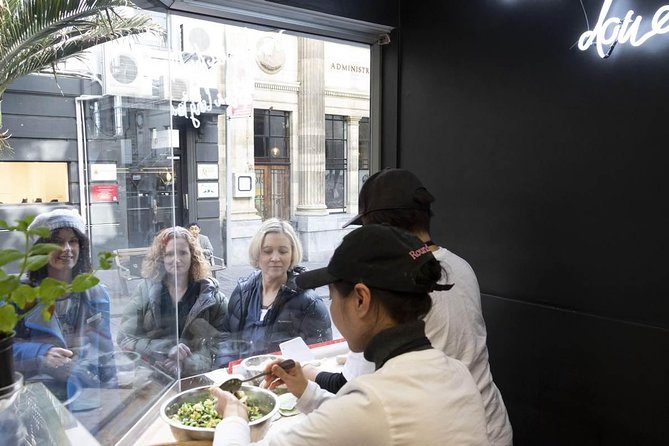 Auckland Small-Group Walking Tour with Treats - Coffee and treats keep the walk personal