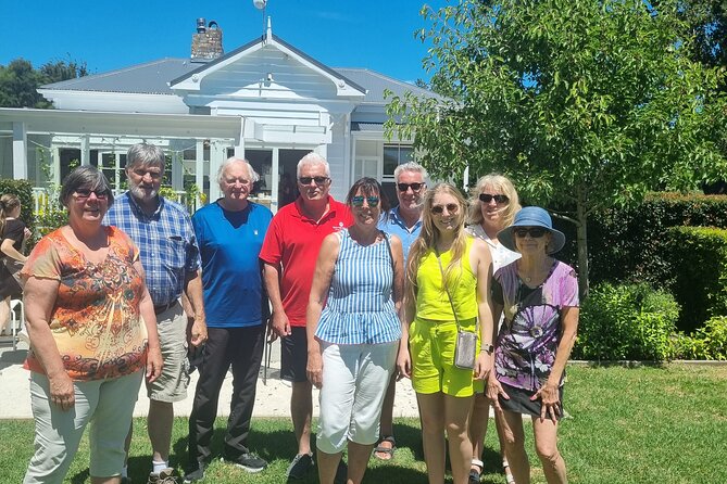 Auckland Town and Country Delights Tour - The guide and the small-group feel