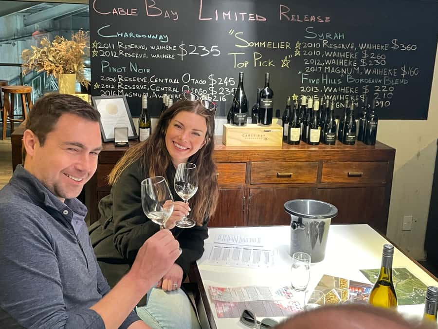 Auckland: Waiheke Island Luxury Experience Private Tour - Key points at a glance