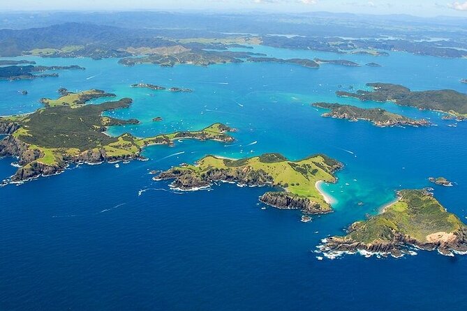 Bay of Islands Private Tour - Weather, timing, and practical preparation