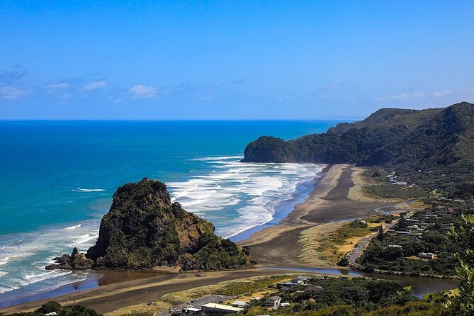 Explore West Auckland with Winery - Muriwai Beach and the black-sand coast