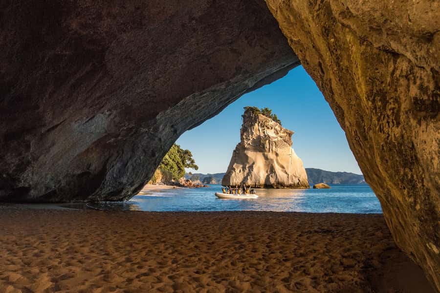 From Auckland: Cathedral Cove & Hot Water Beach Tour - What to pack for the Coromandel