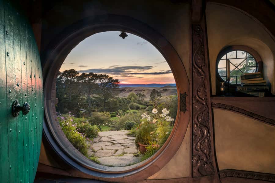 From Auckland: Waitomo & Hobbiton Bus Tour with Lunch - Final verdict: book it if your time is short