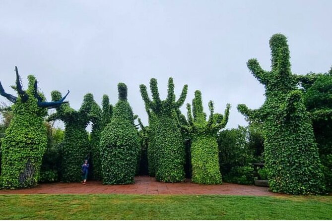 Hobbiton Movie Set and Hamilton Gardens Small Group-from Auckland - Lake Karapiro and the countryside between stops