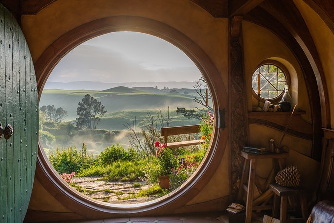 Hobbiton Movie Set Banquet Experience Private Tour From Auckland - The lantern-lit walk under the night sky
