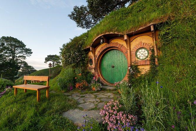 Hobbiton Movie Set Experience: Private Tour From Auckland - Why this private Hobbiton trip works well from Auckland