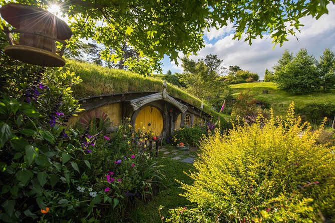 Hobbiton Movie Set Small Group Fully Guided Day Tour from Auckland - Why non-fans can still enjoy Hobbiton
