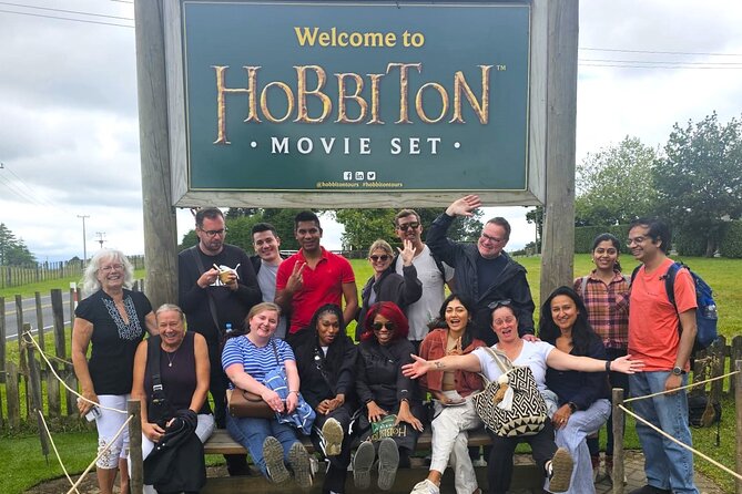 Hobbiton Movie Set Small Group Tour from Auckland - Walking, weather, and what to pack