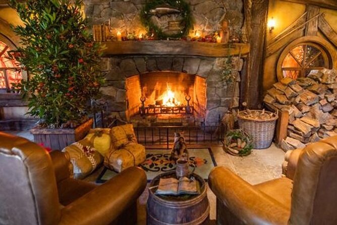 Hobbiton Movie Set Tour to Blue Springs and Mineral Spa - Why this route works from Auckland