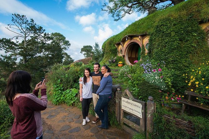 Hobbiton & Waitomo Caves Small Group Tour from Auckland inc Lunch - Waitomo Glowworm Caves underground