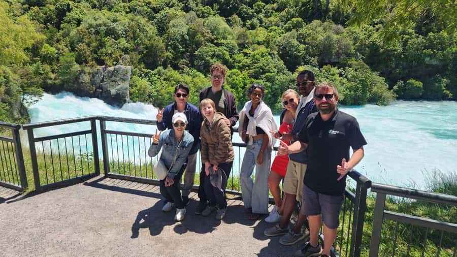 Hobbiton, Waitomo, Rotorua & Taupo 2-Day Tour from Auckland - Key points at a glance