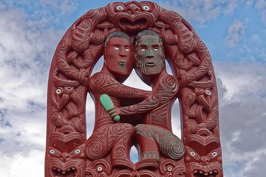 Hobbiton, Waitomo, Rotorua & Taupo 2-Day Tour from Auckland - Hamilton Gardens on the return to Auckland