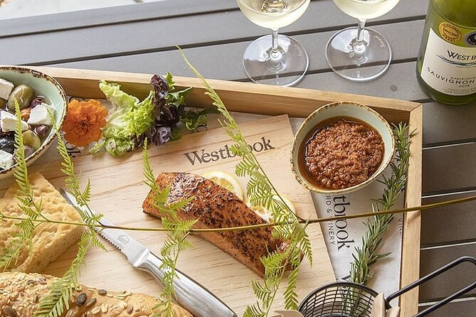 Luxury Private Auckland Wine & Beach Tour with Lunch - Is $526.87 per person fair?