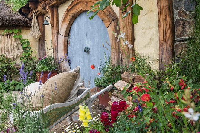 Magical Hobbiton: Small-Group Guided Tour from Auckland - Why the small van makes a difference