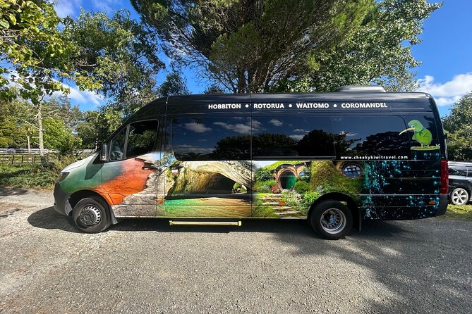 Premium Hobbiton Small Group Day Tour from Auckland - Small groups, guides, and the feel of the day