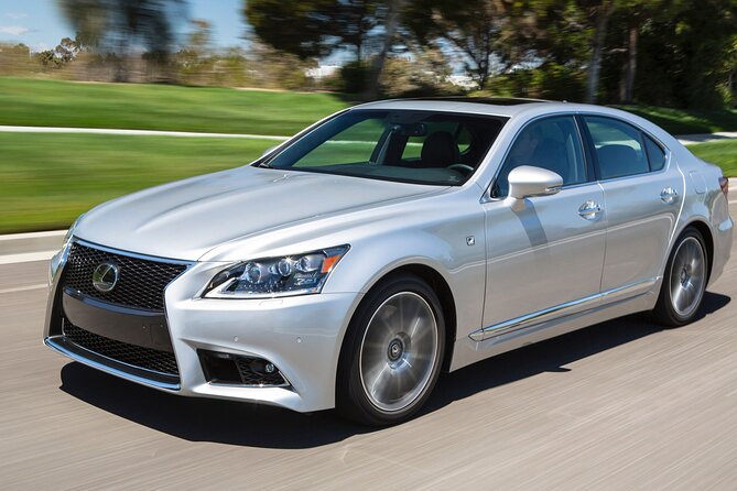 Premium Private Auckland Airport Transfer – Door to Door - The private ride to Auckland City