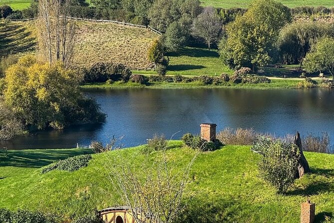 Private Hobbiton Movie Set and Rotorua Day Trip from Auckland - Wai-O-Tapu’s hot pools and volcanic features