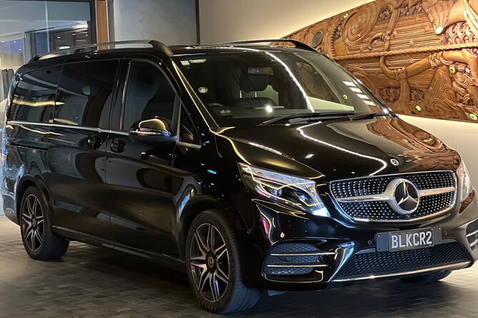 Private Luxury Airport Transfers in Auckland – Sedans & Vans - What the private format is worth