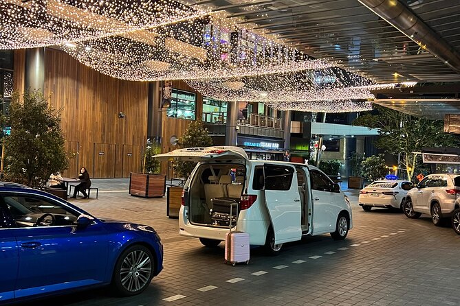 Private Mini Van Transfer From Auckland Airport to Auckland City - Why this airport transfer is useful after a long flight