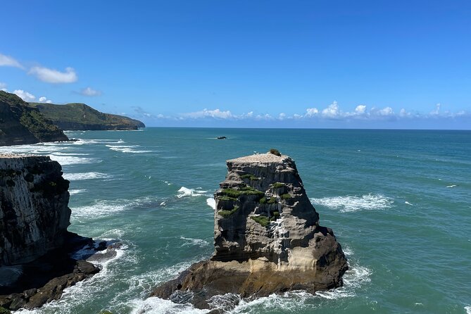 [PRIVATE] SUNSET. Wine. Hot Pool. Dinner - Sunset on Muriwai’s black sand