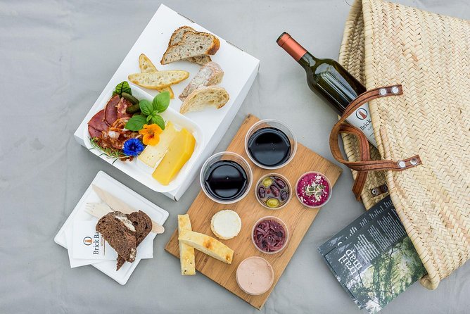 Private Tour - Horse Riding, Wine Tasting and Art Trail - What the bush ride adds to the day