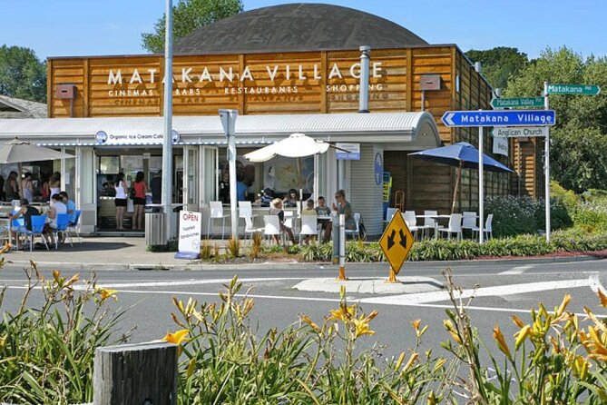 Private tour - Matakana Art & Wine Village - Chocolate tasting near Warkworth