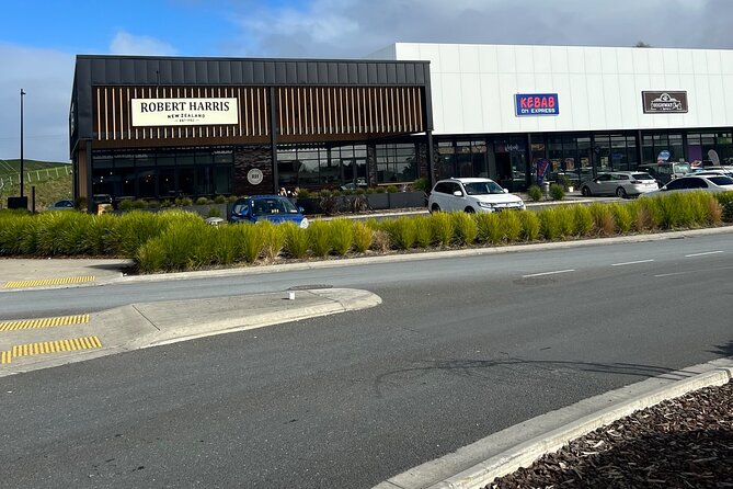 Private Transfer From Auckland Airport To Hamilton - Meeting your driver inside Auckland Airport
