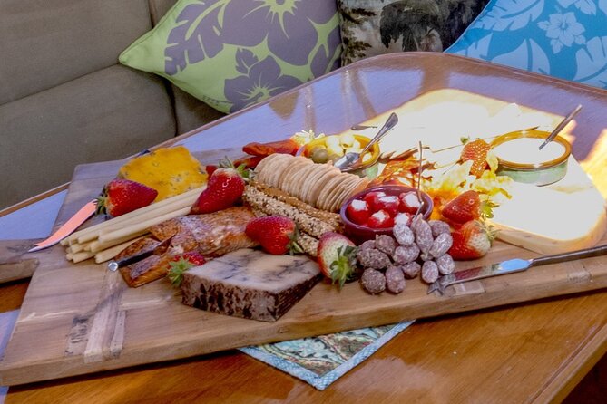 Private Waiheke Food & Wine Tour - Up to three Waiheke vineyards